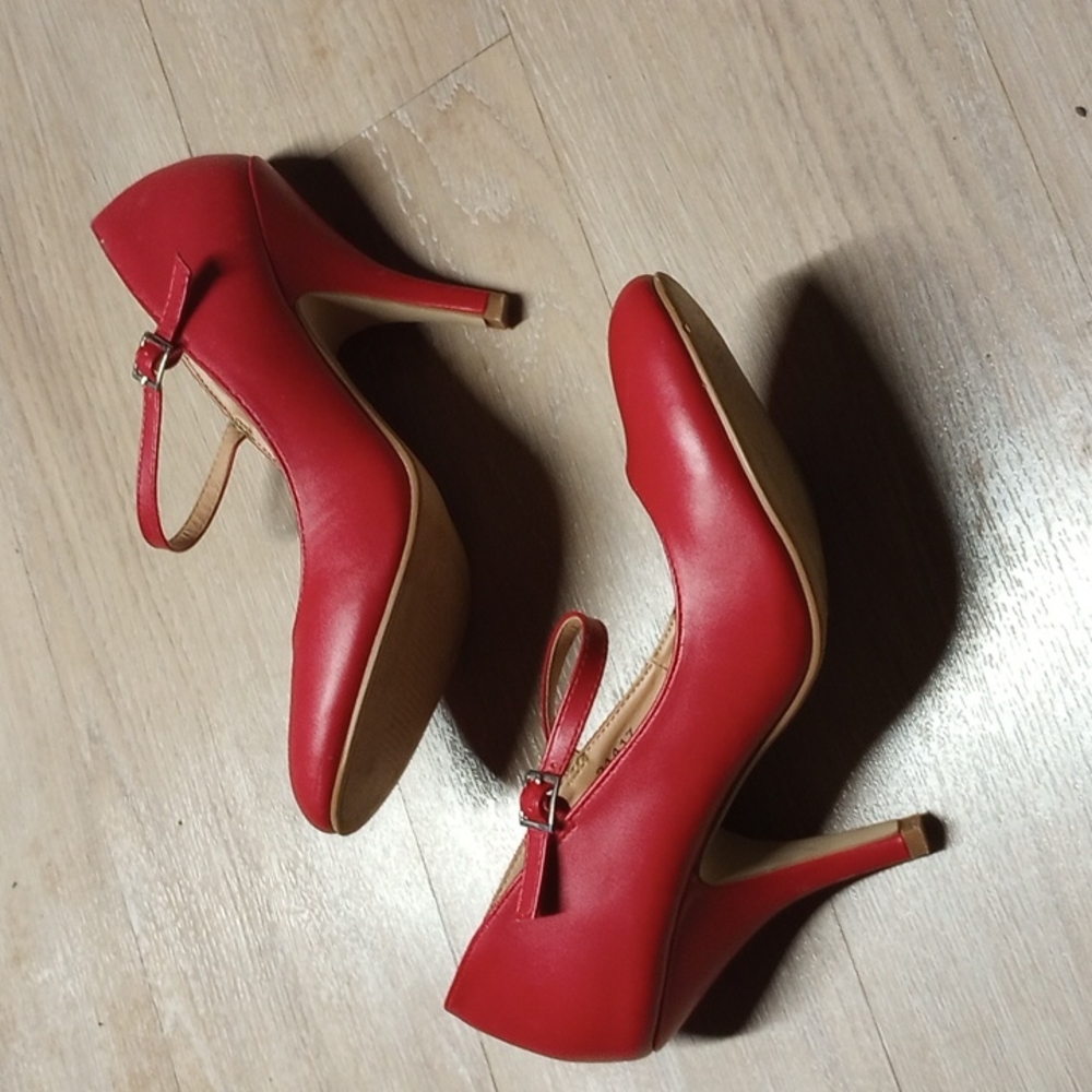 JG Mary Janes Size 10